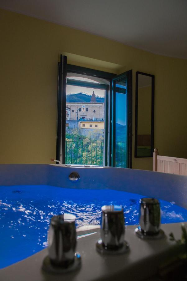 Helvetia Bed & Breakfast カステルメッツァーノ エクステリア 写真